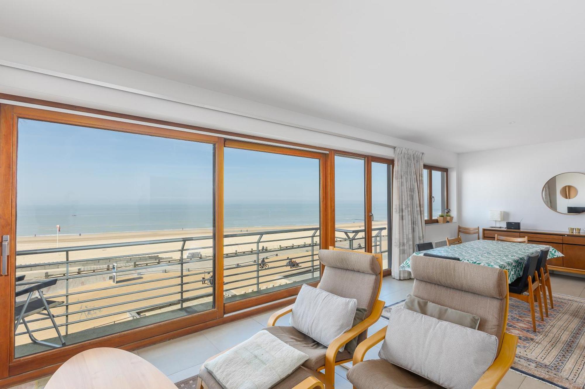 Appartement Royal Palace 1 03-03